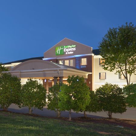 Holiday Inn Express Hotel & Suites Mebane By Ihg Kültér fotó
