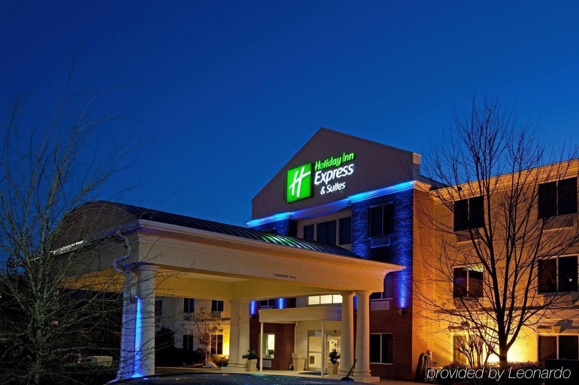 Holiday Inn Express Hotel & Suites Mebane By Ihg Kültér fotó