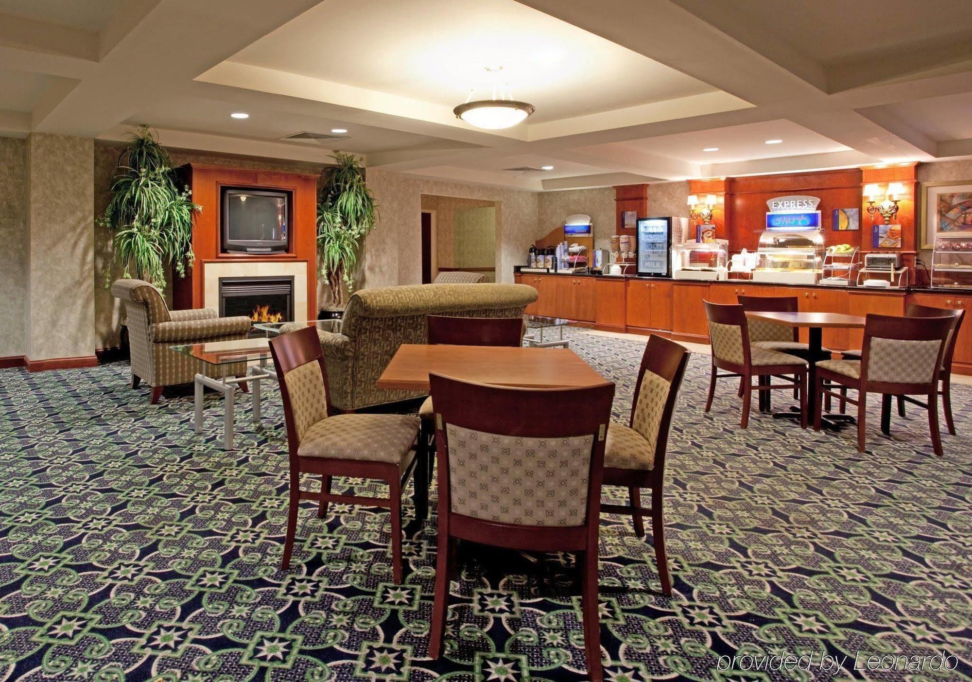 Holiday Inn Express Hotel & Suites Mebane By Ihg Kültér fotó