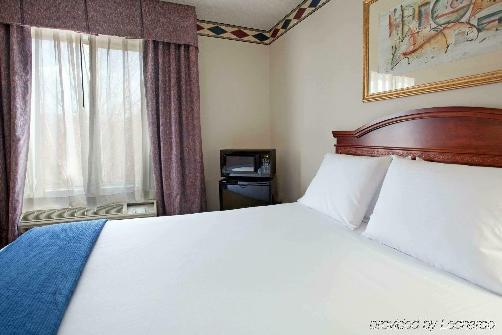 Holiday Inn Express Hotel & Suites Mebane By Ihg Kültér fotó